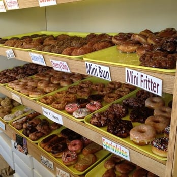 Yum Yum Donuts - Coffee & Tea Near Me - Lincoln Park, Michigan