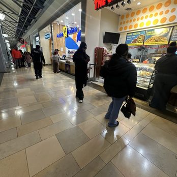 Auntie Anne's - Pretzels Near Me - Baltimore, Maryland