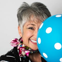 Holly Nagel - Holly Nagel Entertainment has been offering interactive programs, balloon decor & deliveries for over 20 years!