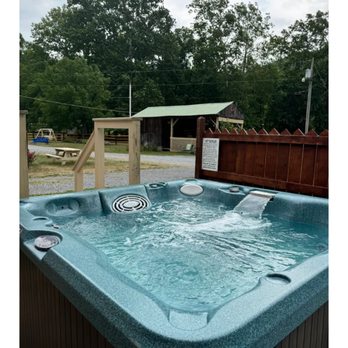 Appalachian Cabins - Hot tub number 1 - Vacation Rentals Near Me - Seneca Rocks, West Virginia Appalachian Cabins - Hot tub number 1 - Vacation Rentals Near Me - Seneca Rocks, West Virginia