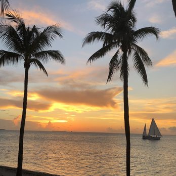 Latitudes - Sunset Key Cottages - Seafood Near Me - Key West, Florida