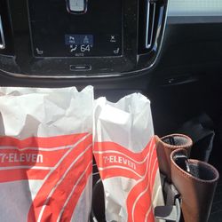 7-Eleven - 2 bags