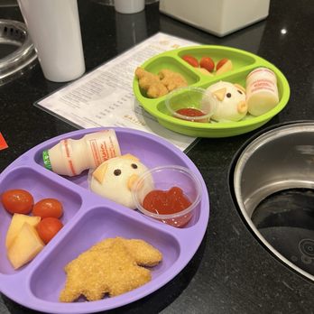 Haidilao Hotpot - Kiddos got the VIP treatment! - Chinese Near Me - Arcadia, California Haidilao Hotpot - Kiddos got the VIP treatment! - Chinese Near Me - Arcadia, California