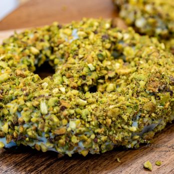 Bun Appetit - Pistachio White Chocolate Matcha Pretzel ($7.50) - Bakeries Near Me - Toronto, Ontario