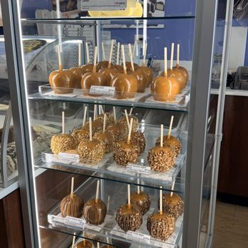 Kilwins Ice Cream - Chocolate - Fudge - Apples - Desserts Near Me - Clearwater Beach, Florida Kilwins Ice Cream - Chocolate - Fudge - Apples - Desserts Near Me - Clearwater Beach, Florida