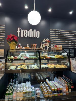 Freddo by null