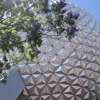 Spaceship Earth - Amusement Parks Near Me - Bay Lake, Florida