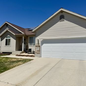 Hive Garage Door - Garage Door Services Near Me - Bluffdale, Utah Hive Garage Door - Garage Door Services Near Me - Bluffdale, Utah