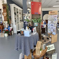 Home decor for friends and family!