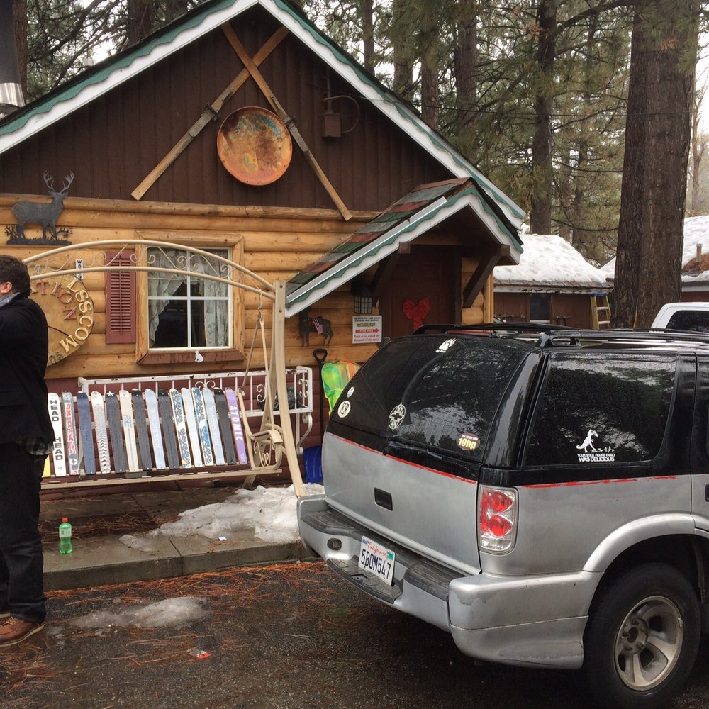 Cabins4less - Our cabin with a ski bench out front. - Rafting/Kayaking Near Me - Big Bear Lake, California Cabins4less - Our cabin with a ski bench out front. - Rafting/Kayaking Near Me - Big Bear Lake, California