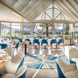 Le Vivier - Côté Restaurant - banquet en verrière