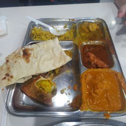 Tandoor Hut - A lunch thali