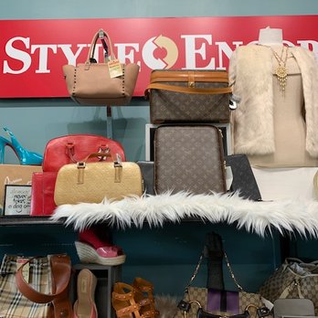 Style Encore - Accessories Near Me - Burlington, Ontario Style Encore - Accessories Near Me - Burlington, Ontario