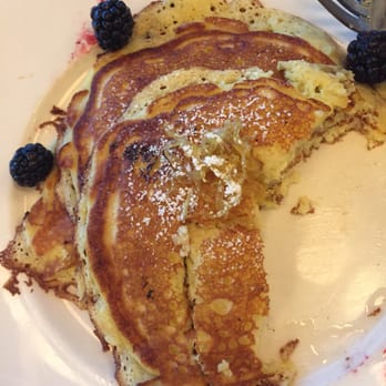 Beatrix - Streeterville - lemon and blackberry pancakes - New American Near Me - Chicago, Illinois