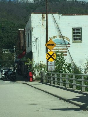 Bluff Mountain Outfitters by null