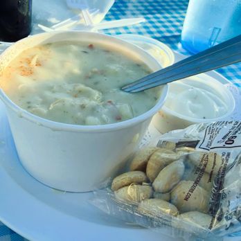 Luna Sea Fish House - Clam chowder - Fish & Chips Near Me - Yachats, Oregon