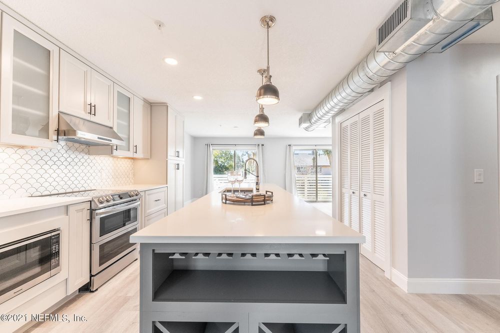 Slide of Stratum Contracting and Construction Management