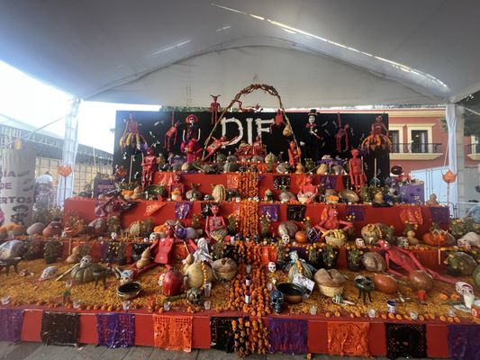 Zócalo de la Ciudad de Oaxaca (Plaza de La Constitución) by null