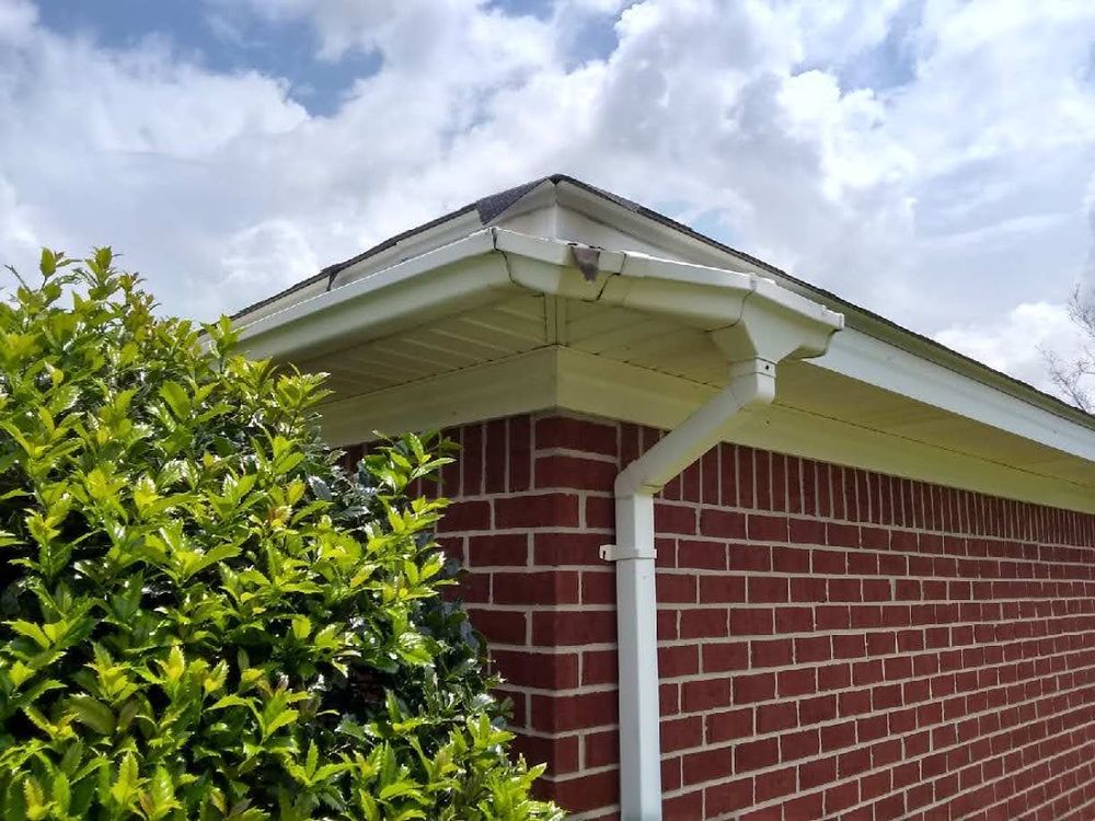 Slide of Top Knotch Interior and Exteriors