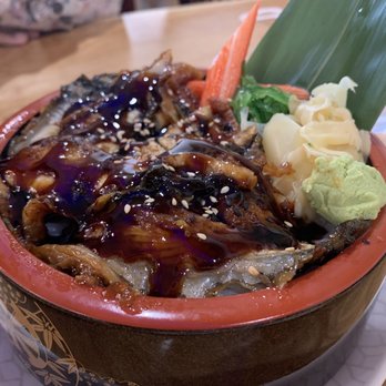 Sakana-Ya Sushi Bar - Unagi Don Dinner 7/10 - too much rice in comparison to the meat portion - Conveyor Belt Sushi Near Me - Syracuse, New York Sakana-Ya Sushi Bar - Unagi Don Dinner 7/10 - too much rice in comparison to the meat portion - Conveyor Belt Sushi Near Me - Syracuse, New York
