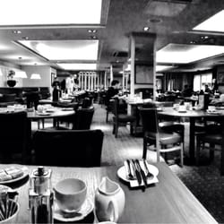 De Vere Cranage Estate - The breakfast area at Cranage Hall.