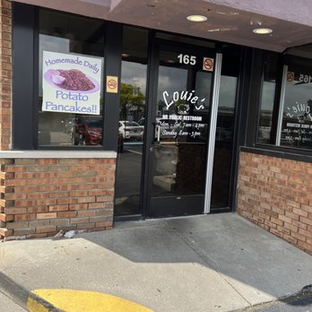 Louies Ham and Cornbeef - the entrance to the restaurant - American Near Me - Mount Clemens, Michigan Louies Ham and Cornbeef - the entrance to the restaurant - American Near Me - Mount Clemens, Michigan