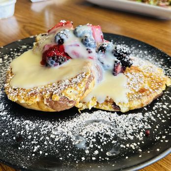 Estilo Azteca - Concha French toast - Breakfast & Brunch Near Me - Glendale, Arizona Estilo Azteca - Concha French toast - Breakfast & Brunch Near Me - Glendale, Arizona