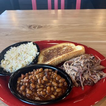 Sonny's BBQ - Pulled pork plate - New American Near Me - Macon, Georgia