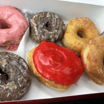 Shipley Do-Nuts - Half Dozen - Donuts Near Me - Clinton, Maryland