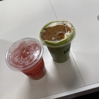 Meccha Matcha - Strawberry Yuzu and Banana Pudding Matcha lvl2 - Desserts Near Me - Artesia, California Meccha Matcha - Strawberry Yuzu and Banana Pudding Matcha lvl2 - Desserts Near Me - Artesia, California