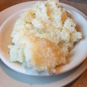 Lisa's Cafe - Hearty but dry grits - Breakfast & Brunch Near Me - Madeira Beach, Florida