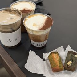 Damo - Black Einspanner, Hojicha Einspanner, Seaweed Financier, Fig & Cream Cheese Financier