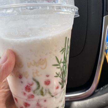 BAMBU - Step 3:  do not drink all of it right away. Wait and continue to mix so snow ice breaks down - Juice Bars & Smoothies Near Me - Canton, Michigan