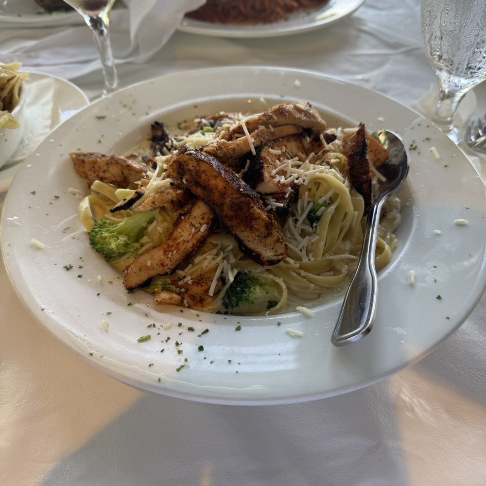 Epic Chophouse Kingsley - Cajun Chicken Louisianne (chicken, broccoli, pasta & Parmesan cheese) - Bars Near Me - Fort Mill, South Carolina Epic Chophouse Kingsley - Cajun Chicken Louisianne (chicken, broccoli, pasta & Parmesan cheese) - Bars Near Me - Fort Mill, South Carolina