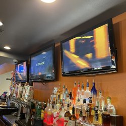 Dotty’s Bar & Bistro