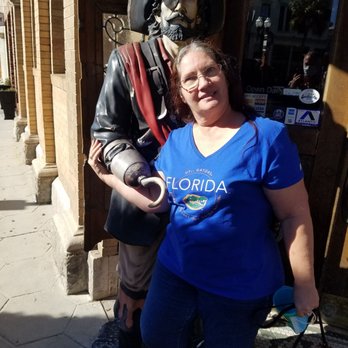 Palace Saloon - Candyce With the pirate - Dance Clubs Near Me - Fernandina Beach, Florida