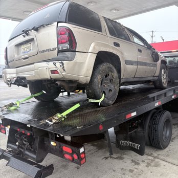 Snatch and Grab Towing - Accident recovery - Towing Near Me - Section, Alabama Snatch and Grab Towing - Accident recovery - Towing Near Me - Section, Alabama