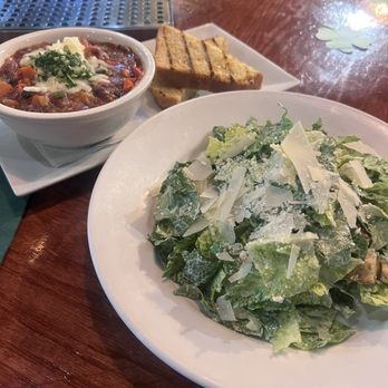 Winnie's Manayunk - Vegetarian Chili Soup Brunch Caesar Salad - New American Near Me - Philadelphia, Pennsylvania Winnie's Manayunk - Vegetarian Chili Soup Brunch Caesar Salad - New American Near Me - Philadelphia, Pennsylvania