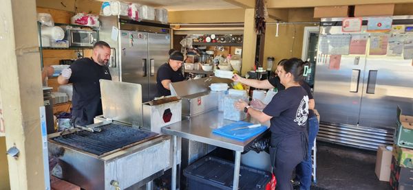 Mariscos El Chito by null
