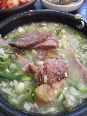 Sun Nong Dan by null