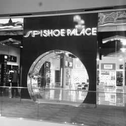 Shoe Palace