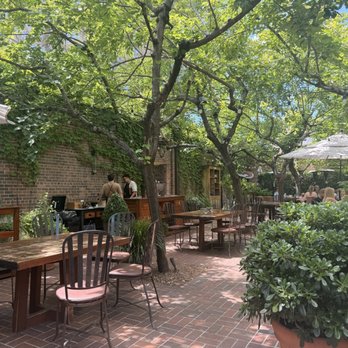 The Charter Oak Restaurant - Patio area for a beautiful outdoor lunch - New American Near Me - St Helena, California
