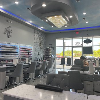 Lee Spa & Nails - Nail Salons Near Me - Jacksonville, North Carolina