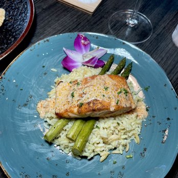 Flavor Hills - Cajun Salmon - Southern Near Me - Jacksonville, North Carolina