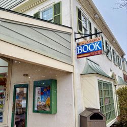 The Lahaska Bookshop - The Lahaska Bookshop_Yelp_Sanju-1