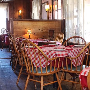 Romano's Restaurant - Inside - Sandwiches Near Me - Julian, California Romano's Restaurant - Inside - Sandwiches Near Me - Julian, California