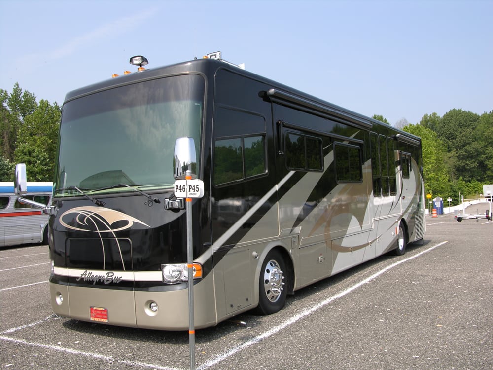 GATEWAY STORAGE CENTER - Updated May 2024 - 11 Photos - 10100 Richmond