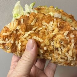 Taco John's - Nacho Crunch Chicken Burrito