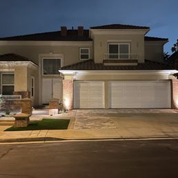 Love the landscape lights Caliscapes OC installed! Love the landscape lights Caliscapes OC installed!