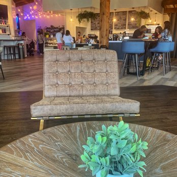 Grounds And Gold - Inside - Coffee & Tea Near Me - Arlington, Texas